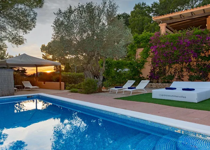 Six-Bedroom Villa